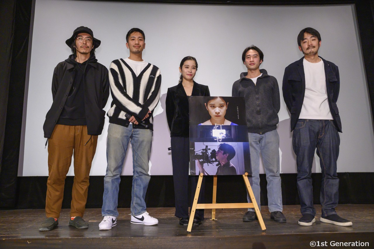 何が正しいか誰も判断ができないコロナ禍で、映画を撮ると決めたこと。主観と客観性を考え続けた安楽監督。映画『灯せ』初日舞台挨拶。