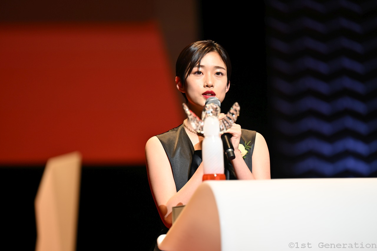 命や人生を背負い、伝える責任を持って俳優をやる覚悟を授かった。河合優実『由宇子の天秤』