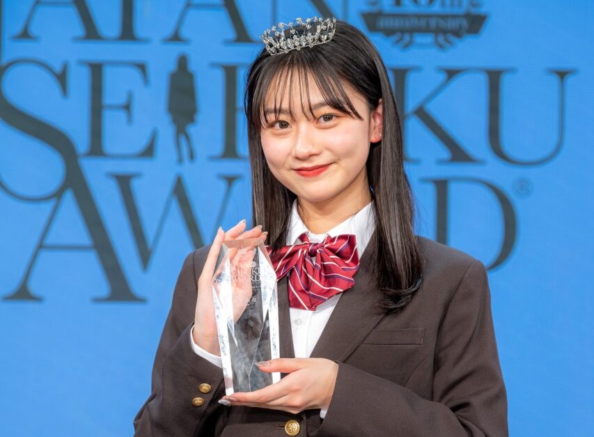 人気インフルエンサー”みとゆな”が第10回日本制服アワード グランプリ獲得