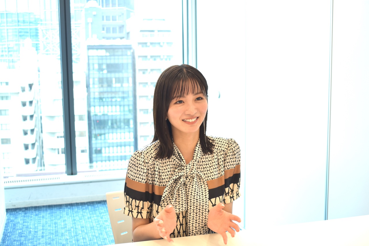 『緑のざわめき』異母妹を演じる岡崎紗絵のオフィシャルインタビュー解禁