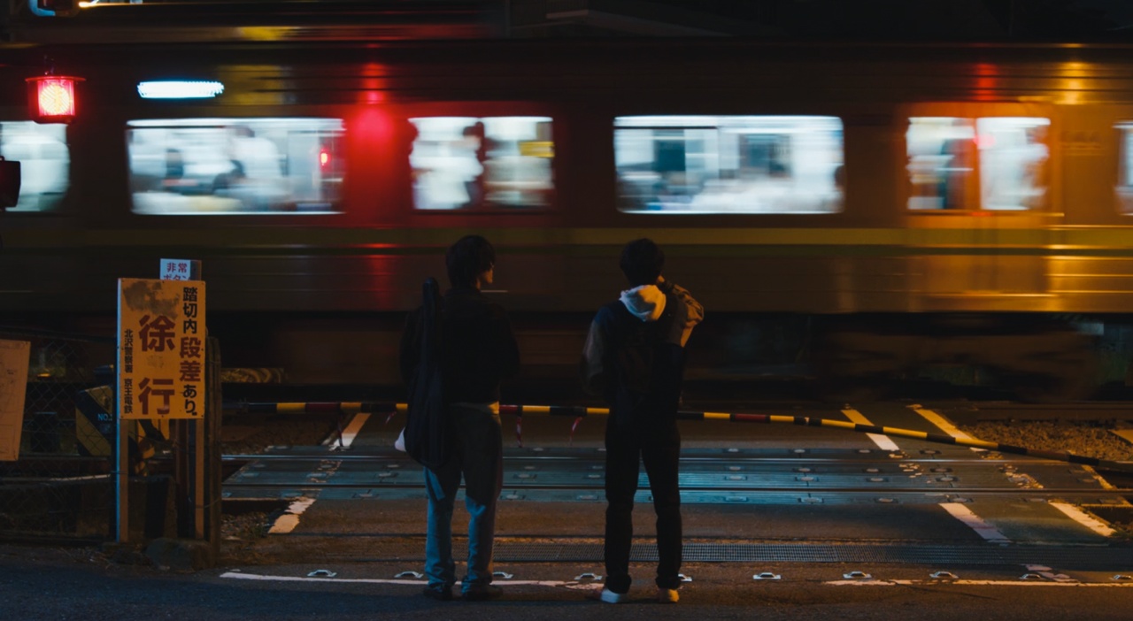 映画『青すぎる、青』榎木孝明ら総勢15人の絶賛コメント&新場面写真が到着。舞台挨拶決定。