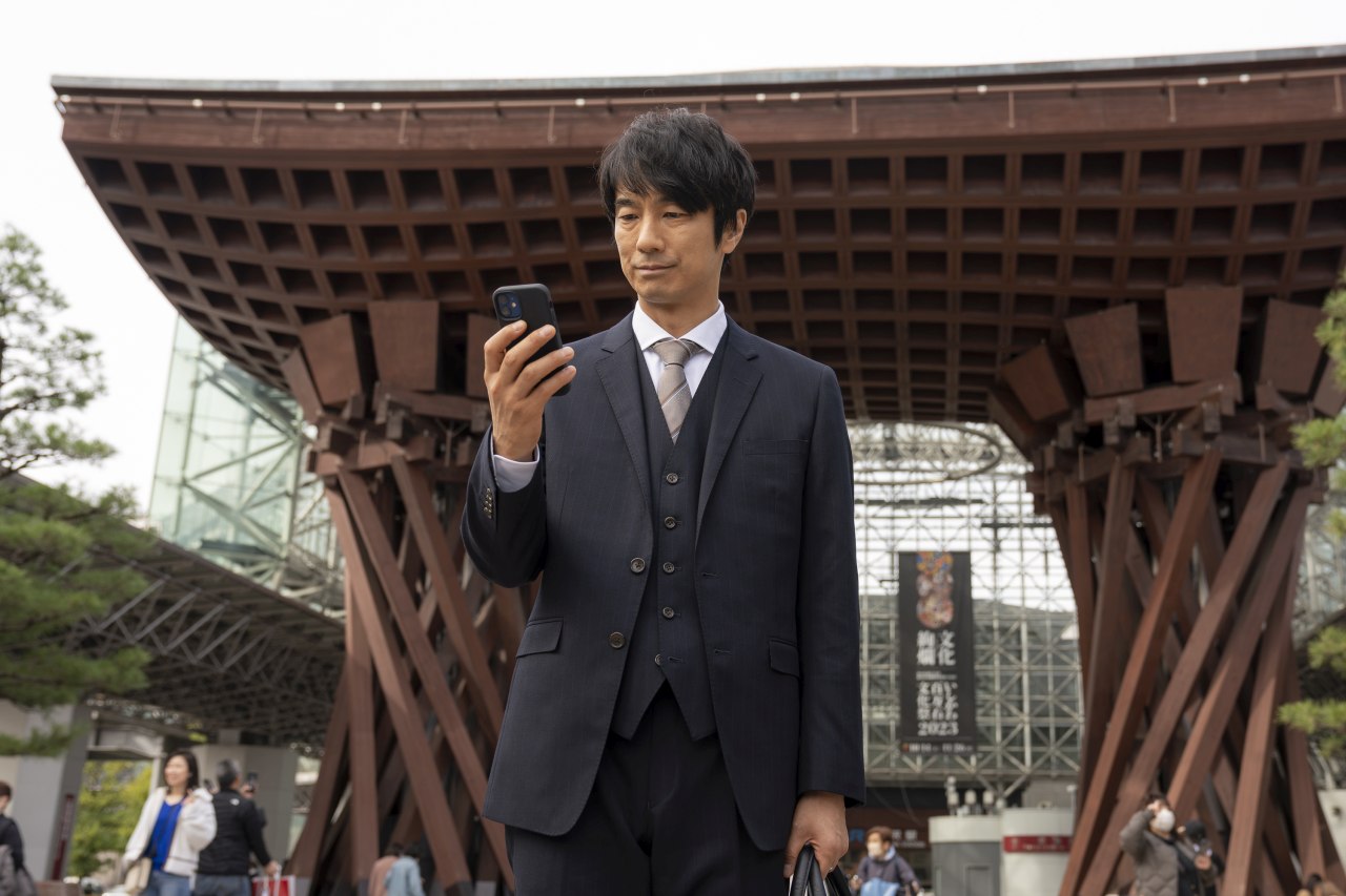 眞島秀和主演『居酒屋新幹線２』放送開始。新場面写真、第2・3話ゲストキャスト解禁。