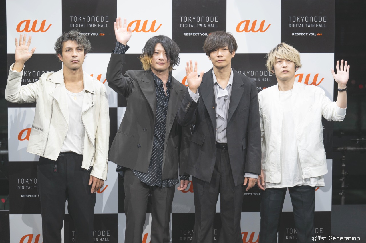 「au デジタルツインライブ #0[Alexandros] @TOKYO NODE HALL」にて[Alexandros]が生パフォーマンス