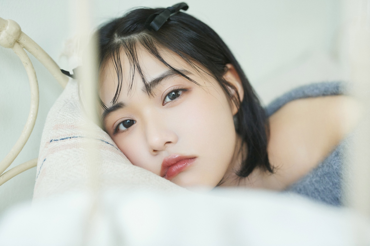 【推しの子】実写版作品などで話題沸騰！若手女優ブレイク筆頭株！エモーショナルなカットを盛り込んだ、原菜乃華、初となるカレンダー発売！