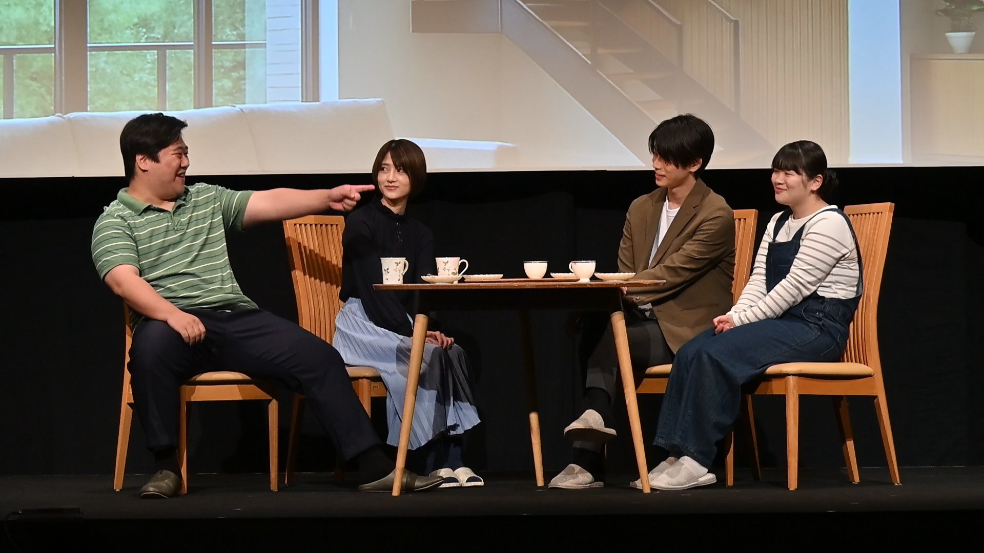 AOI Pro.コント公演『混頓vol.6』公開ゲネプロ 新感覚コントの幕開け、若月佑美、富田望生、高橋健介がコント初挑戦