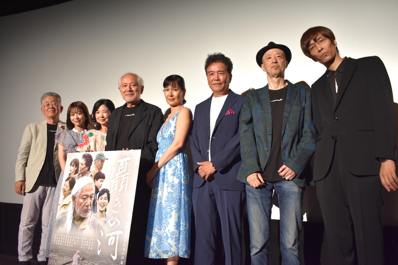 「三谷幸喜『おい、太宰』劇場版」公開記念舞台挨拶。三谷監督、「これこそ映画として観てもらう作品」、「まさに画期的です！」と絶賛