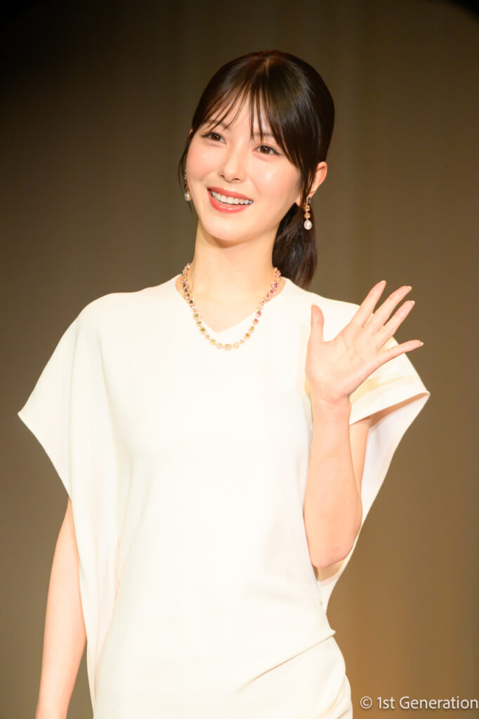 浜辺美波
