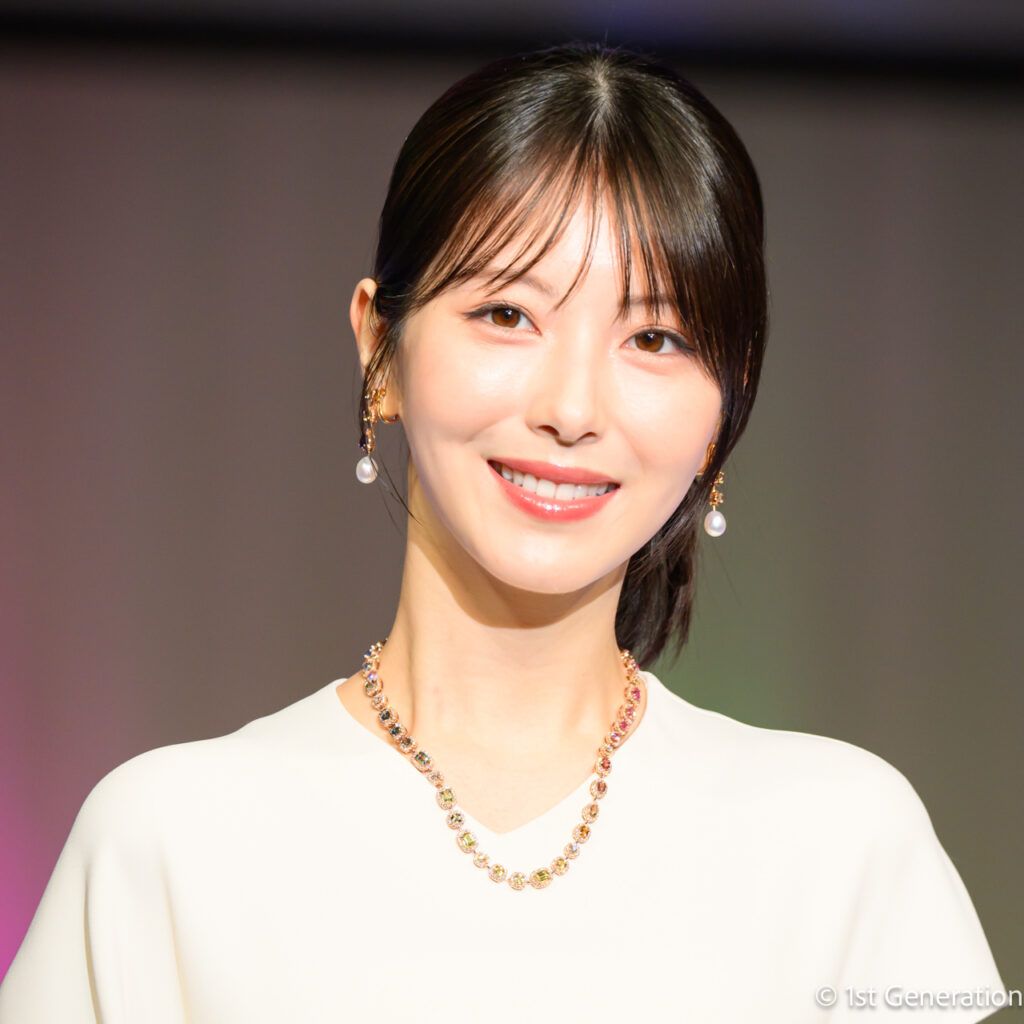 浜辺美波